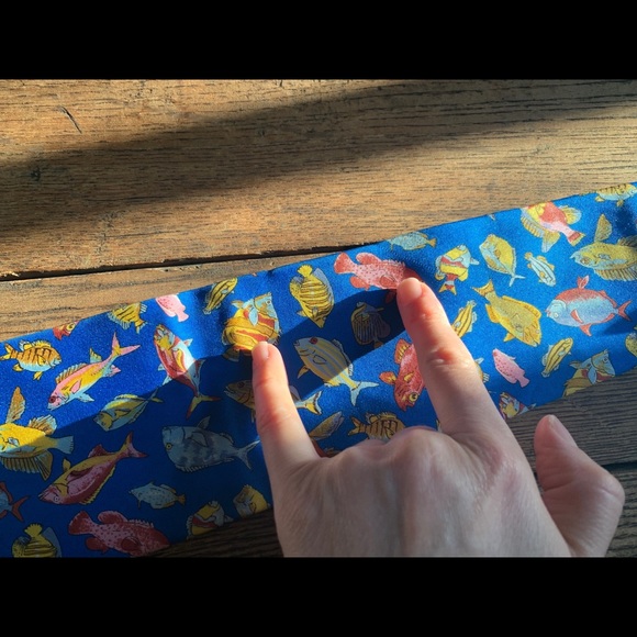 GUCCI Silk Fish 🐠 Tie